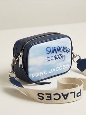Marc Jacobs NWOT Wizard of Oz “Surrender Dorothy” Flash